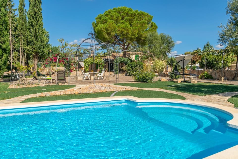 Holiday Home Swimming Pool