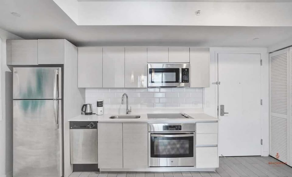 Apartment and Amenities