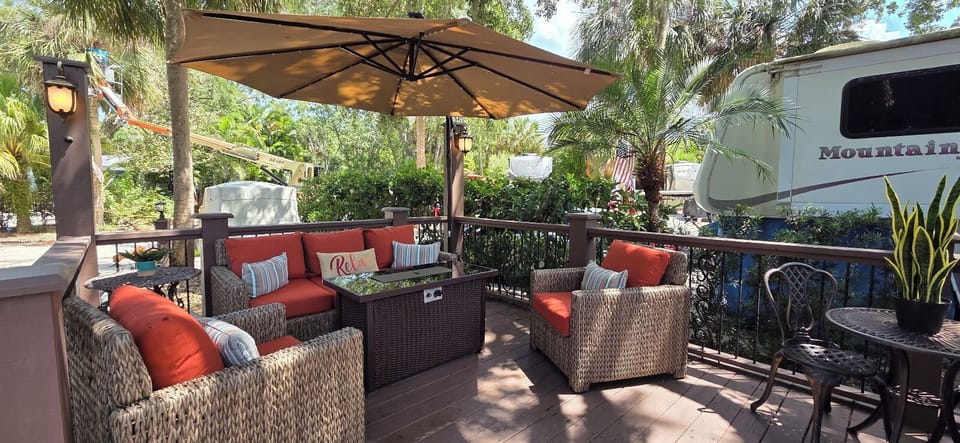 Home Sweet Home RV: Sleeps 8 at River Ranch 146 (2810)