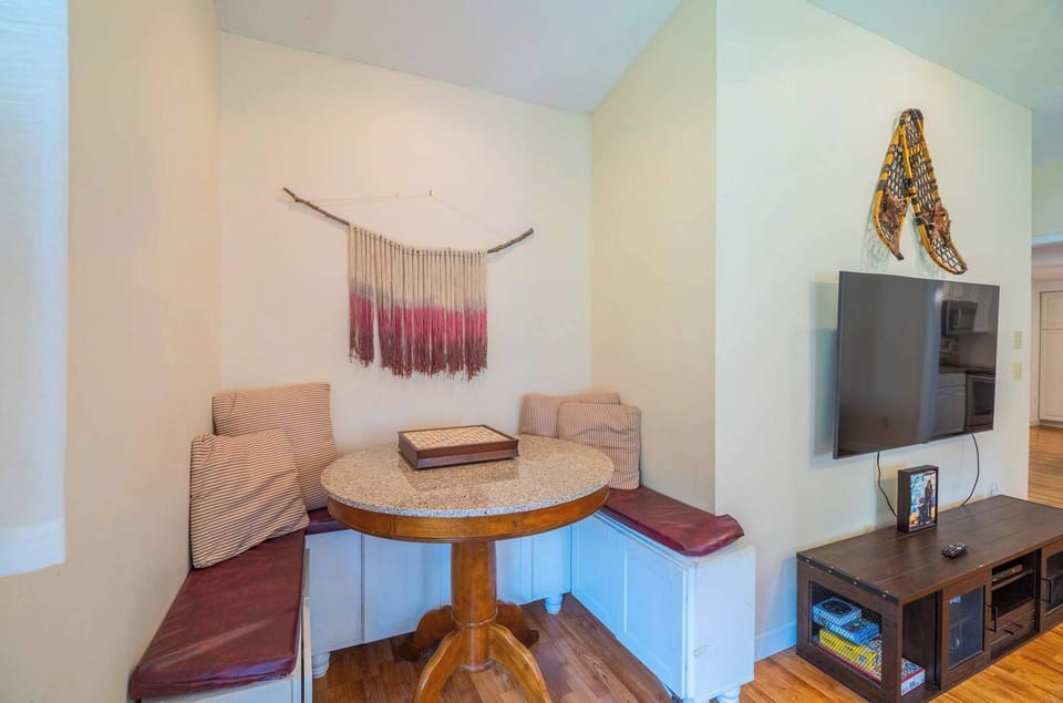 Gaming corner located off of the living room.  We have lots of games available for our guests! 