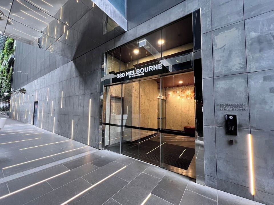 The building main entrance 