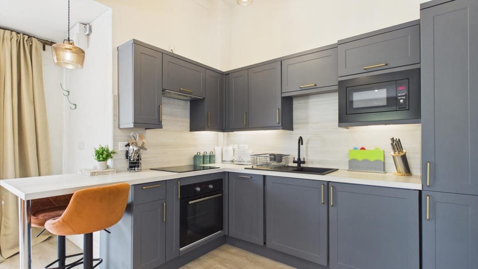 The Pig Sty - 1 Bedroom Studio - Princes Gate (29489)