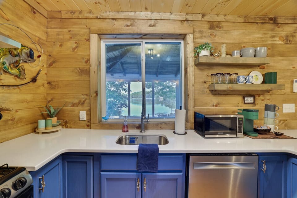 Imagine preparing your favorite meal while enjoying the tranquil lake views!