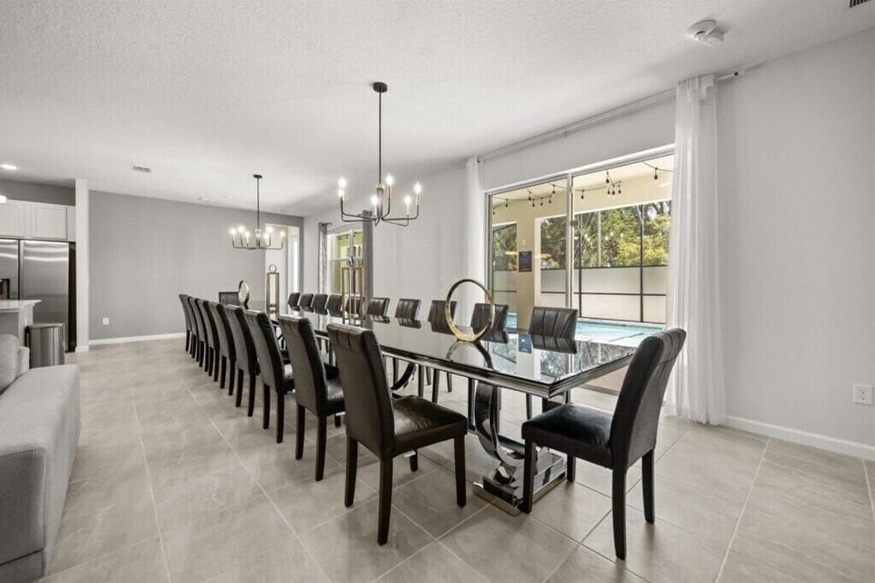 2393 Shanti Drive (5).jpg