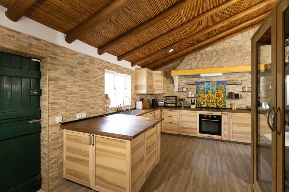 House | 6 bedrooms