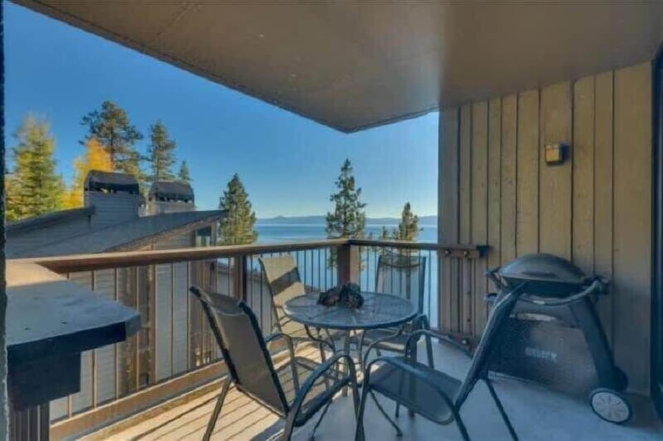 Patio with Lakeview