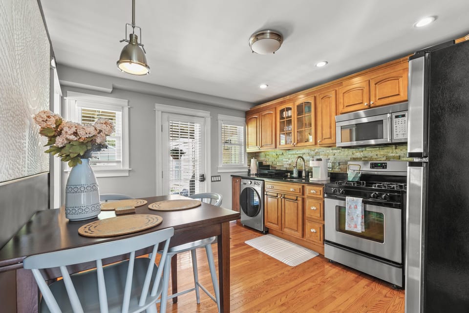 Fully equipped kitchen with everything you need to cook at home