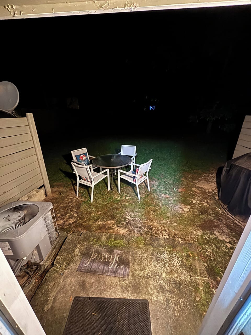 Outdoor dining