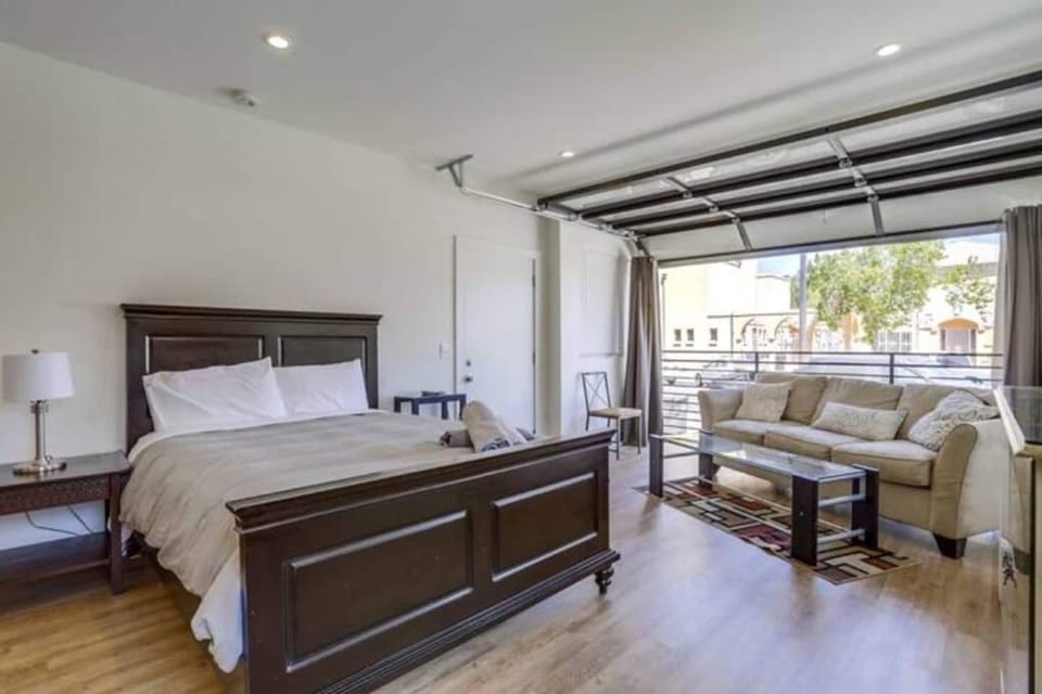 Sliding windows/door to open on beautiful sunny days in San Diego to get the inside outside feel