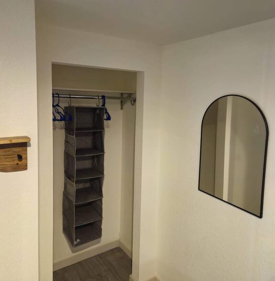Lower Level Bedroom (3)