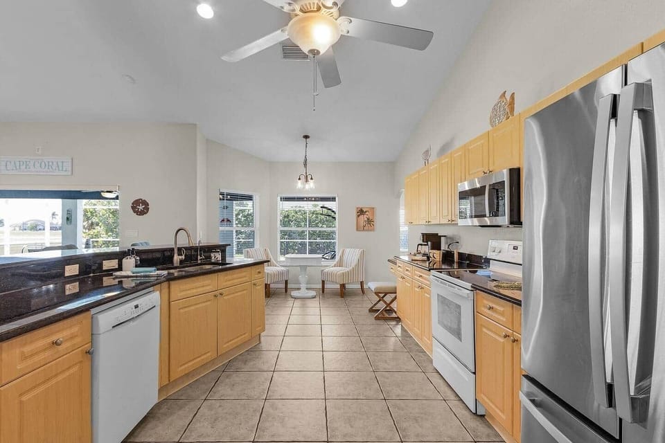 Fully Stocked Kitchen