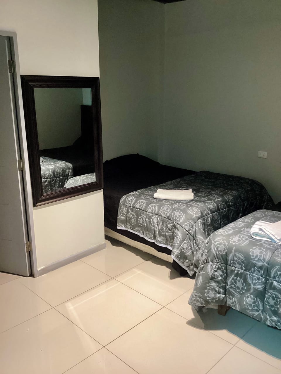 Premium bedding, down comforters, WiFi (free), bed sheets