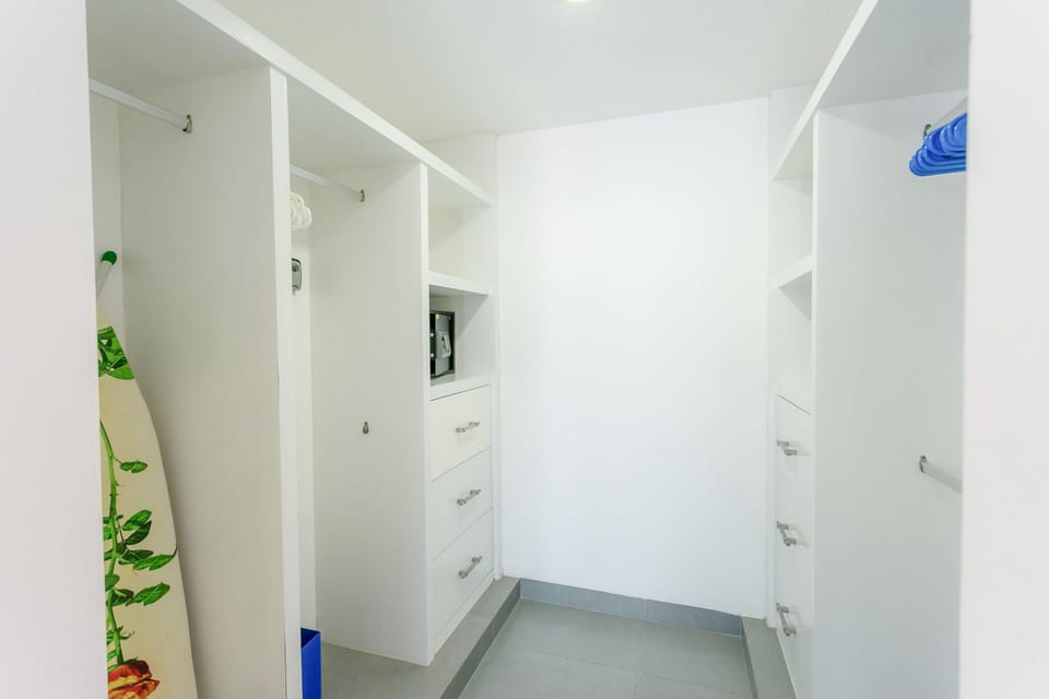 Premium Condo, 3 Bedrooms, Terrace, Ground Floor (Condo Green) | Bathroom | Shower, free toiletries, hair dryer, towels