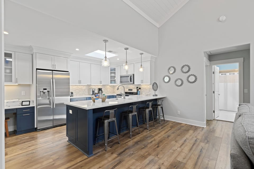 Spacious Accommodation: Sleeps up to 10 with thoughtful arrangements for families or groups.