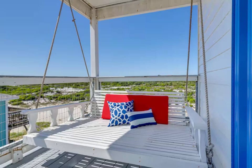 Private Wraparound Deck | Gulf of America View