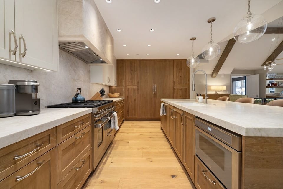 Extensive Prep Space