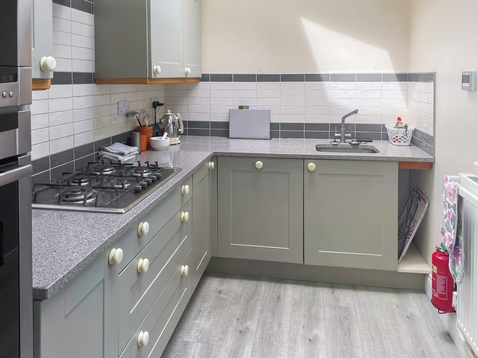 Kitchen | Coastguards, Portscatho