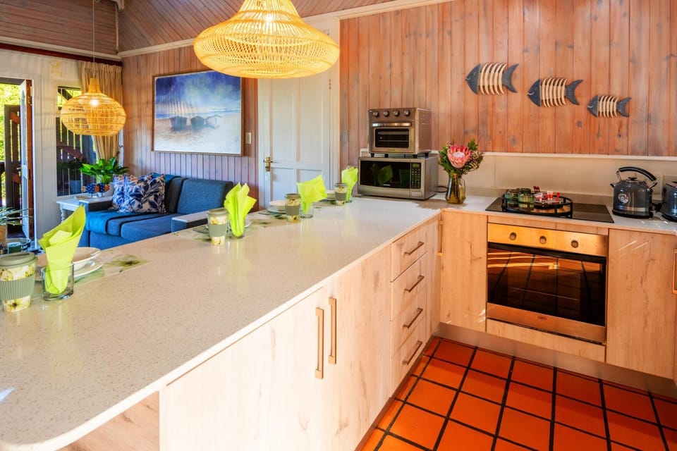 Knysna River Club - Lagoon View Log Cabin 8 (2632)