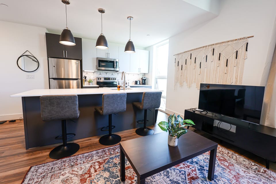 Everything you need to feel at home in the kitchen.
