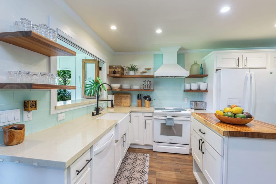 Fully stocked kitchen with all the essentials you need to cook, dine, and feel right at home.
