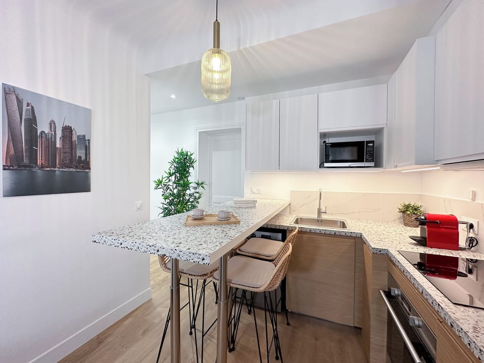 Apartment, Courtyard View | Private kitchen | Espresso maker, electric kettle, toaster