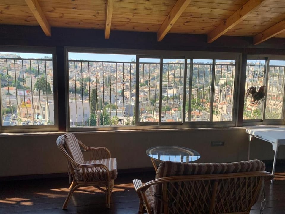 Apartment, 1 Bedroom, Smoking, Balcony | Interior