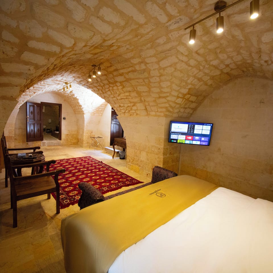 Executive Suite | Free WiFi
