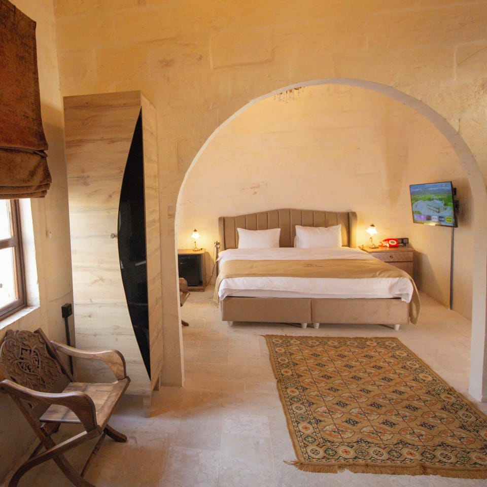 Executive Suite | Free WiFi