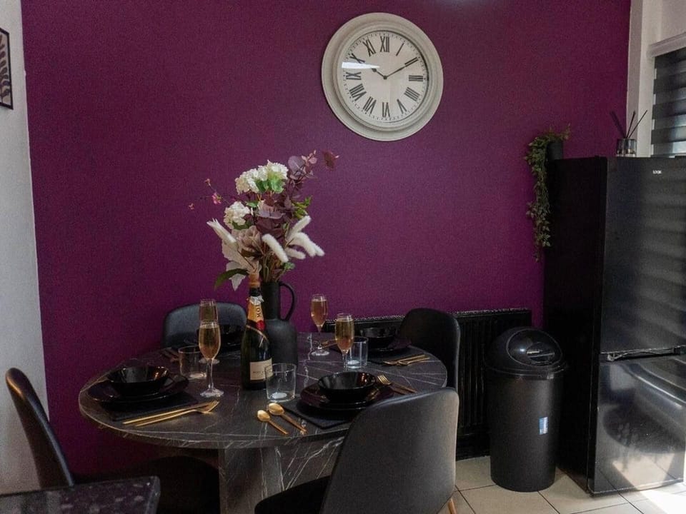 House | Dining