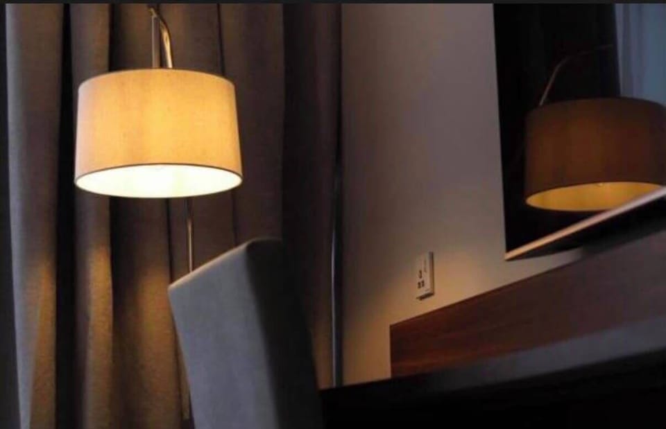 Deluxe Suite, 1 Bedroom | WiFi (free)