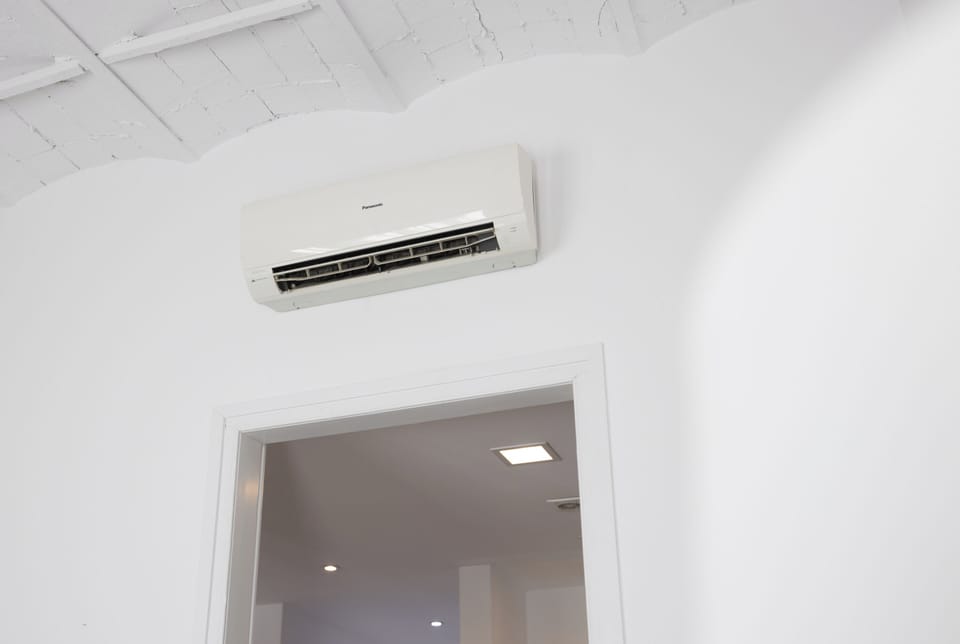Apartment (1 Bedroom) | Air conditioning