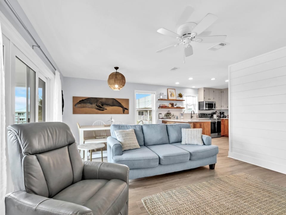 Condo, Multiple Beds (Beachside Villas 1131) | Living area