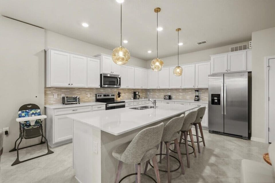 15973 Cape Coral Loop (8).jpg