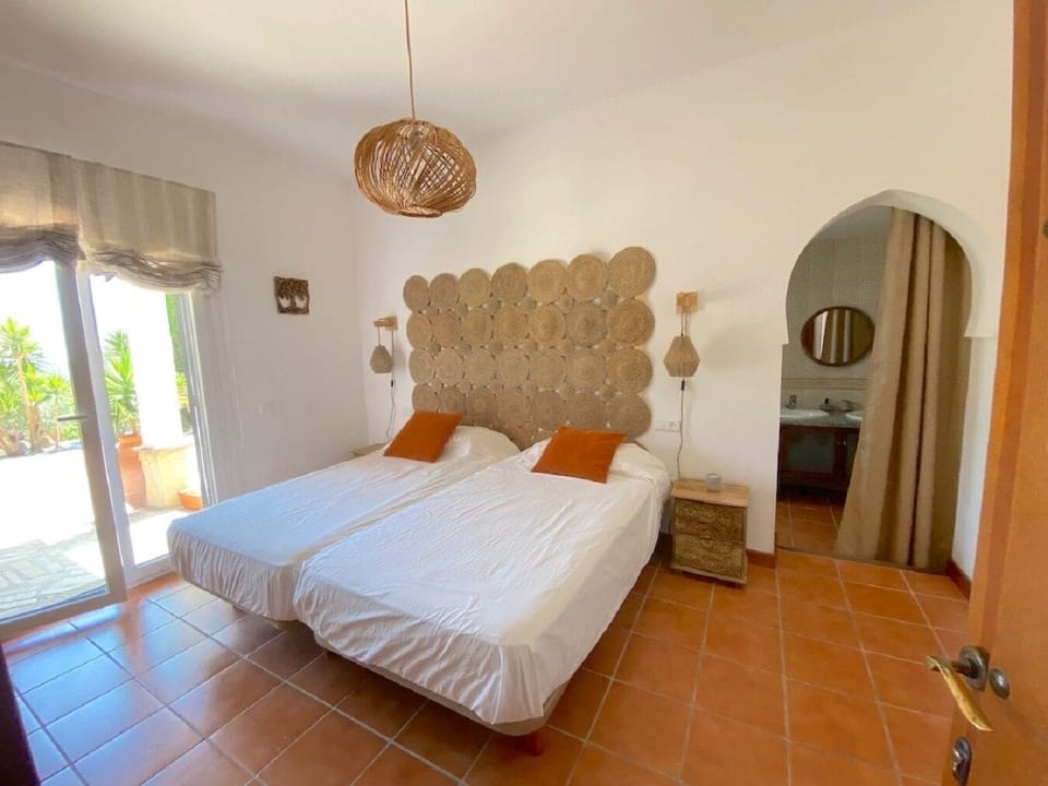 Double Room, Garden View | Free WiFi