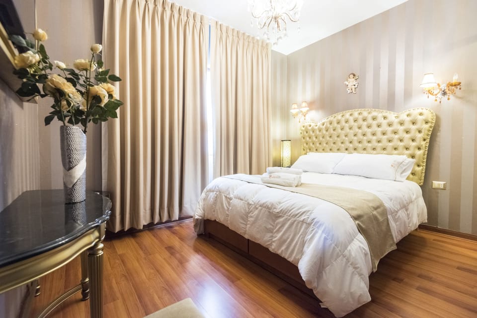 Classic Double Room | Blackout drapes, soundproofing, iron/ironing board (on request)