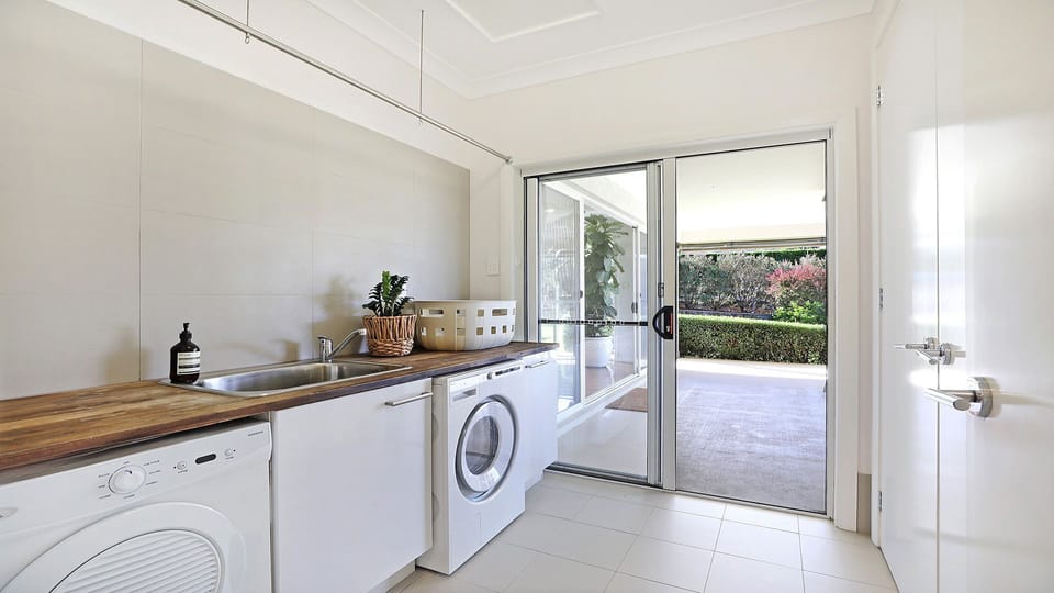 Albert Fields | Laundry  | Washing machine | Clothes dryer