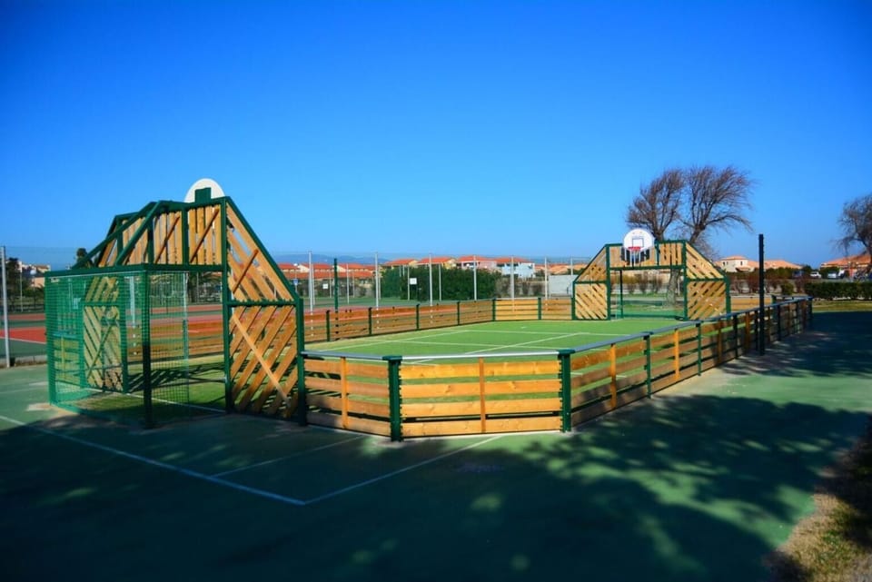 Sport court