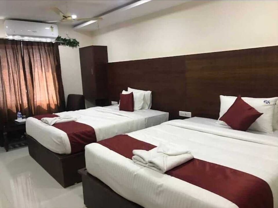 Standard Suite | Living area