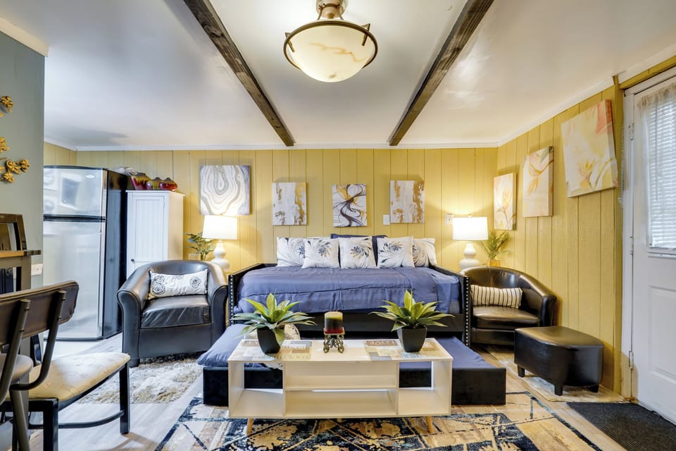 Studio Interior | Queen Daybed | Twin Trundle