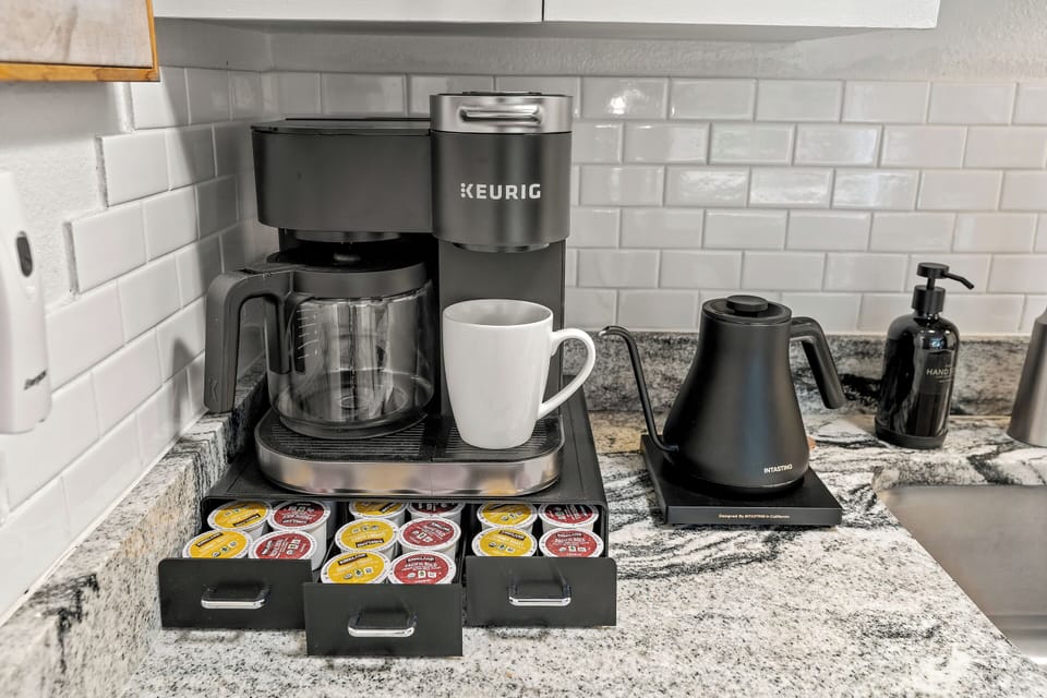 Keurig with coffee options from single cups to carafes, plus plenty of pods.