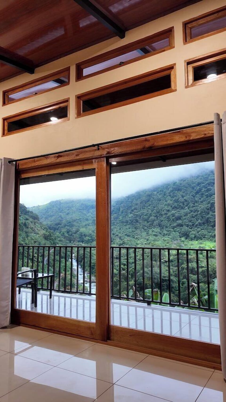 Casita La Tangara Vista #1
