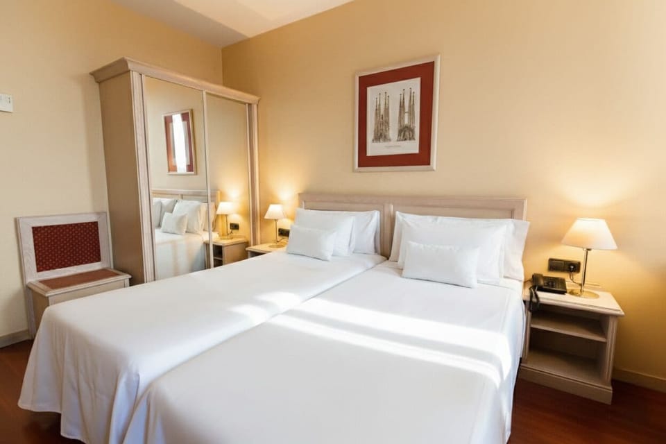 Standard Room | Premium bedding, minibar, in-room safe, desk