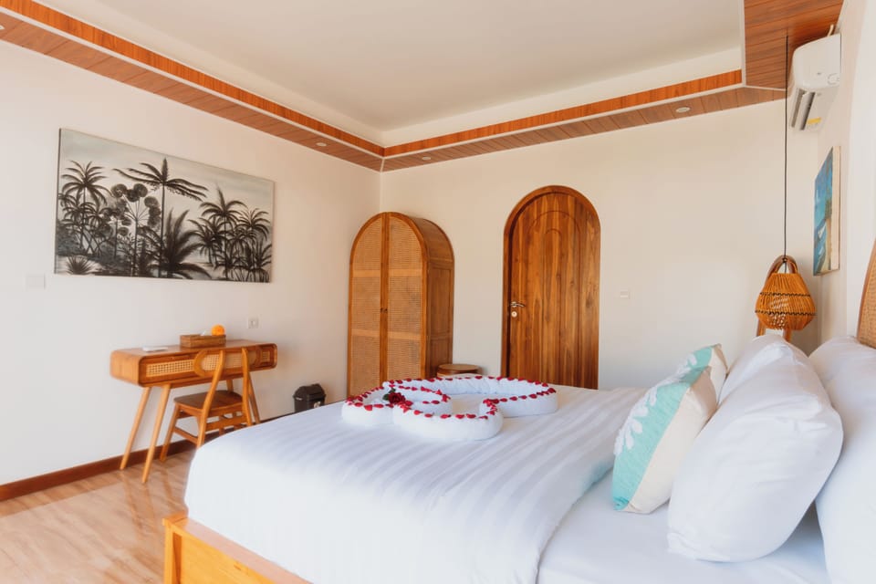 Family Villa | In-room safe, blackout drapes, free WiFi, bed sheets