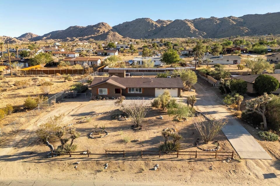 b6847069-737e-45d8-818e-01466de3271d