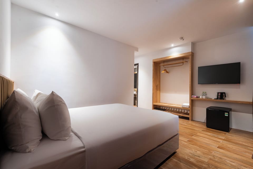Premium bedding, pillowtop beds, soundproofing, free WiFi