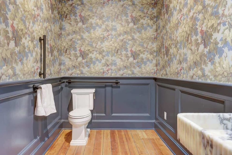 Shared Main House Bath