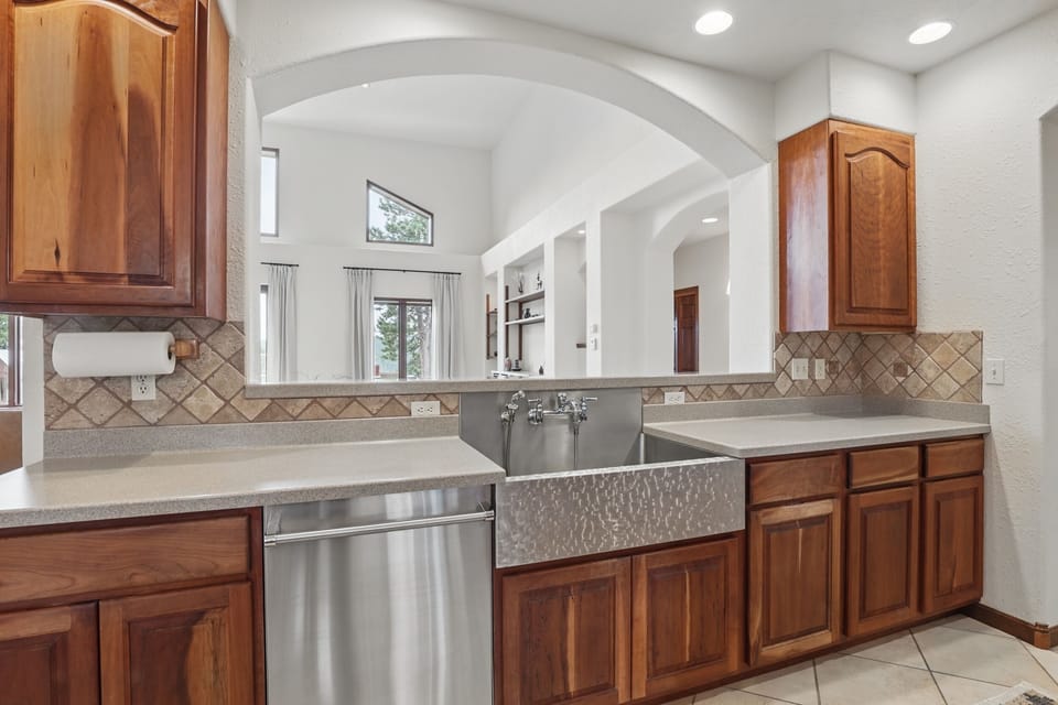 A chef’s playground—open, bright, and ready for action.