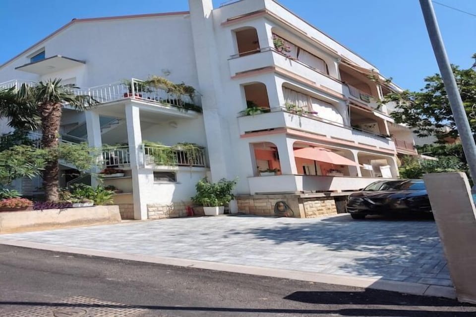 Holiday Home Facilities and Services