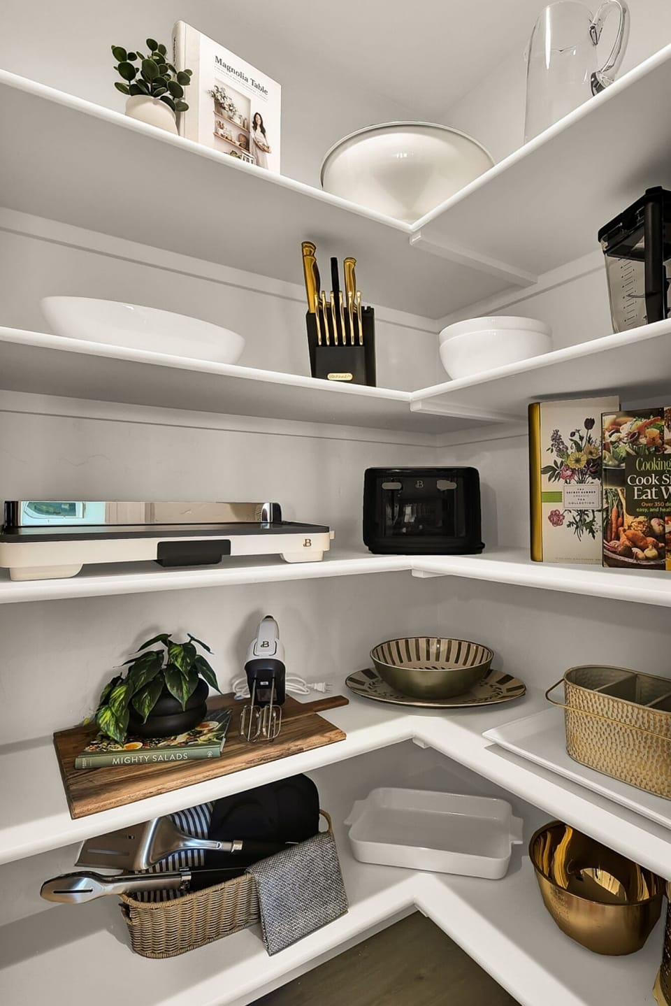 Whether you’re whipping up a family favorite or just need the basics, this well-stocked pantry offers everything from bakeware to small appliances—perfect for making yourself at home.