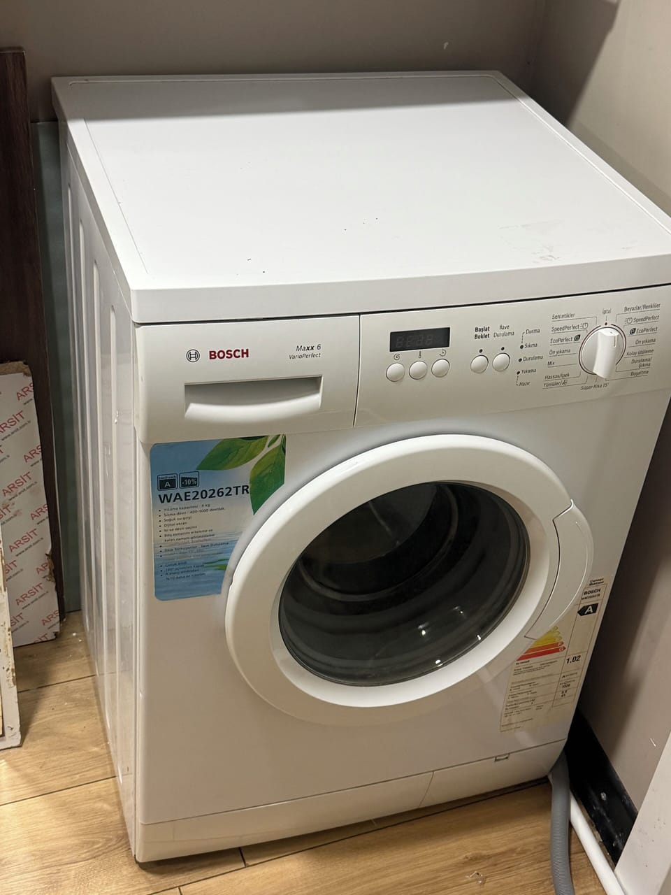 Single Room | Minibar, soundproofing, iron/ironing board, free WiFi